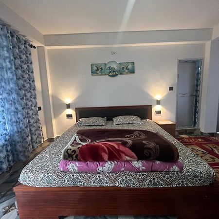 Pradhan Homestay Mirik - Homestay Beside Mirik Lake ภายนอก รูปภาพ