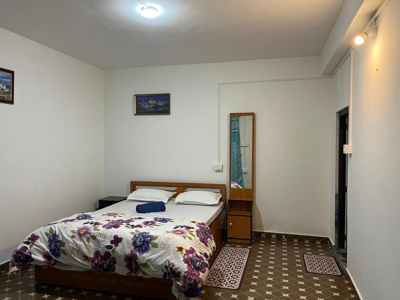 Pradhan Homestay Mirik - Homestay Beside Mirik Lake ภายนอก รูปภาพ