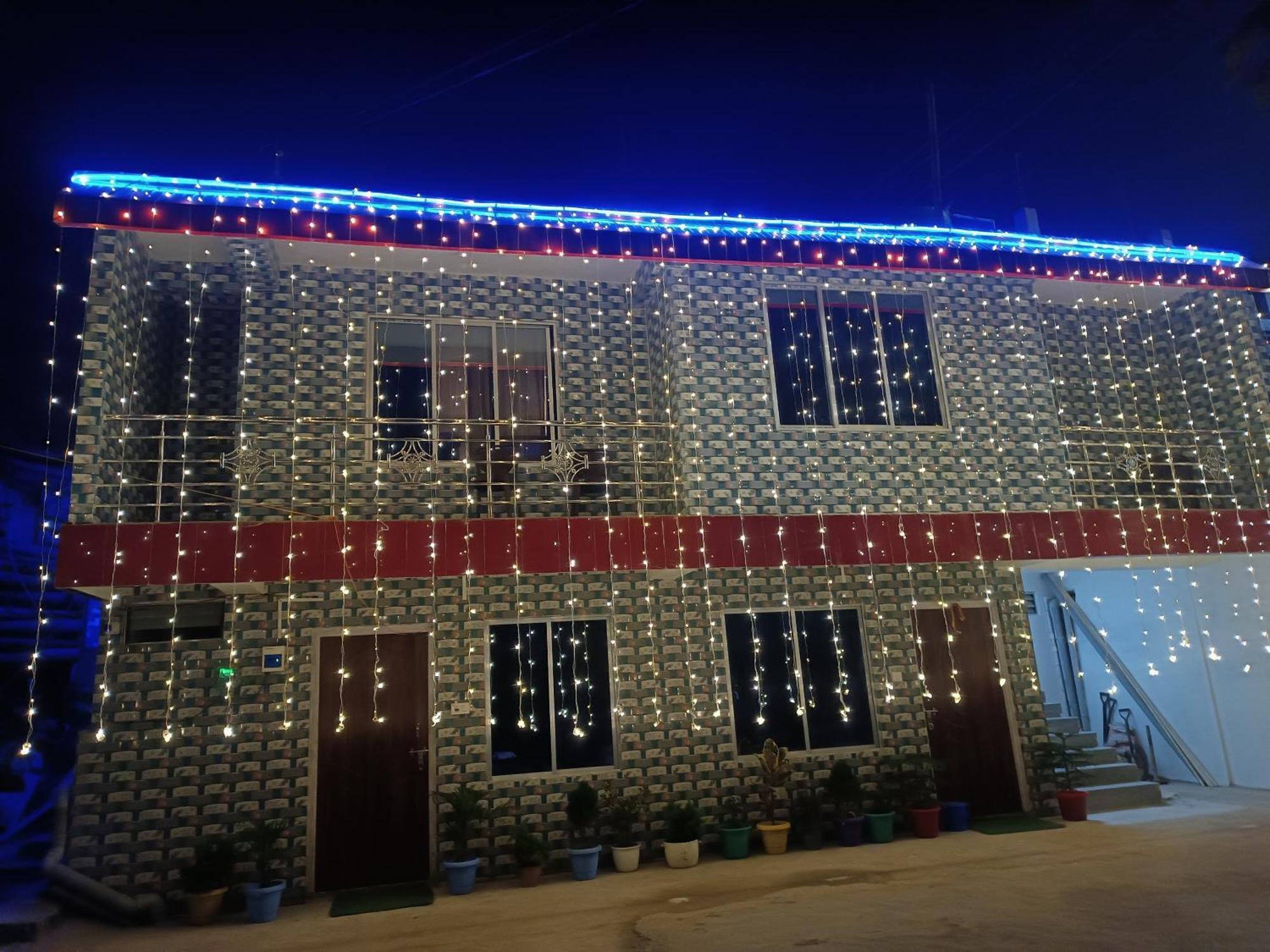 Pradhan Homestay Mirik - Homestay Beside Mirik Lake ภายนอก รูปภาพ