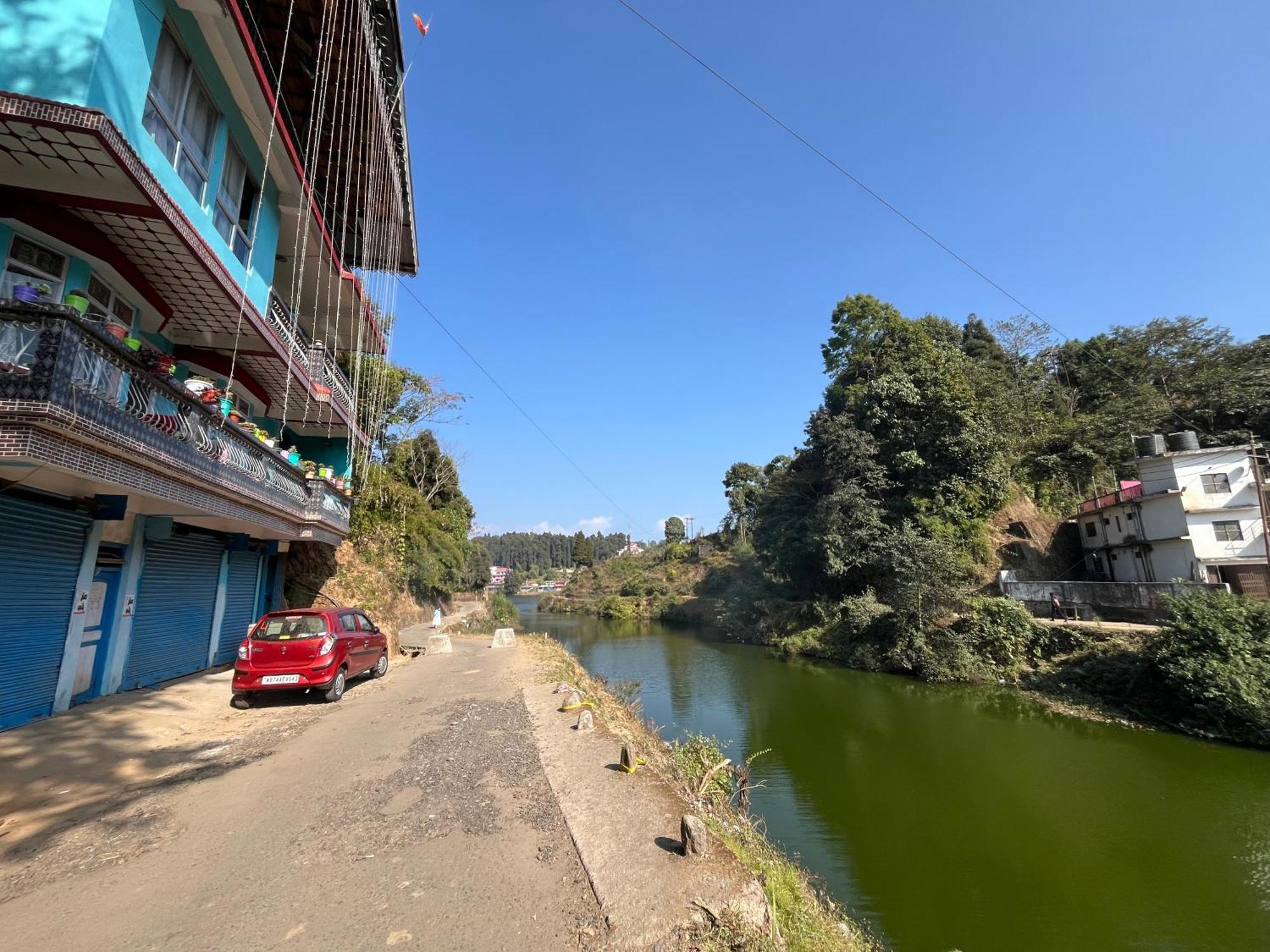 Pradhan Homestay Mirik - Homestay Beside Mirik Lake ภายนอก รูปภาพ