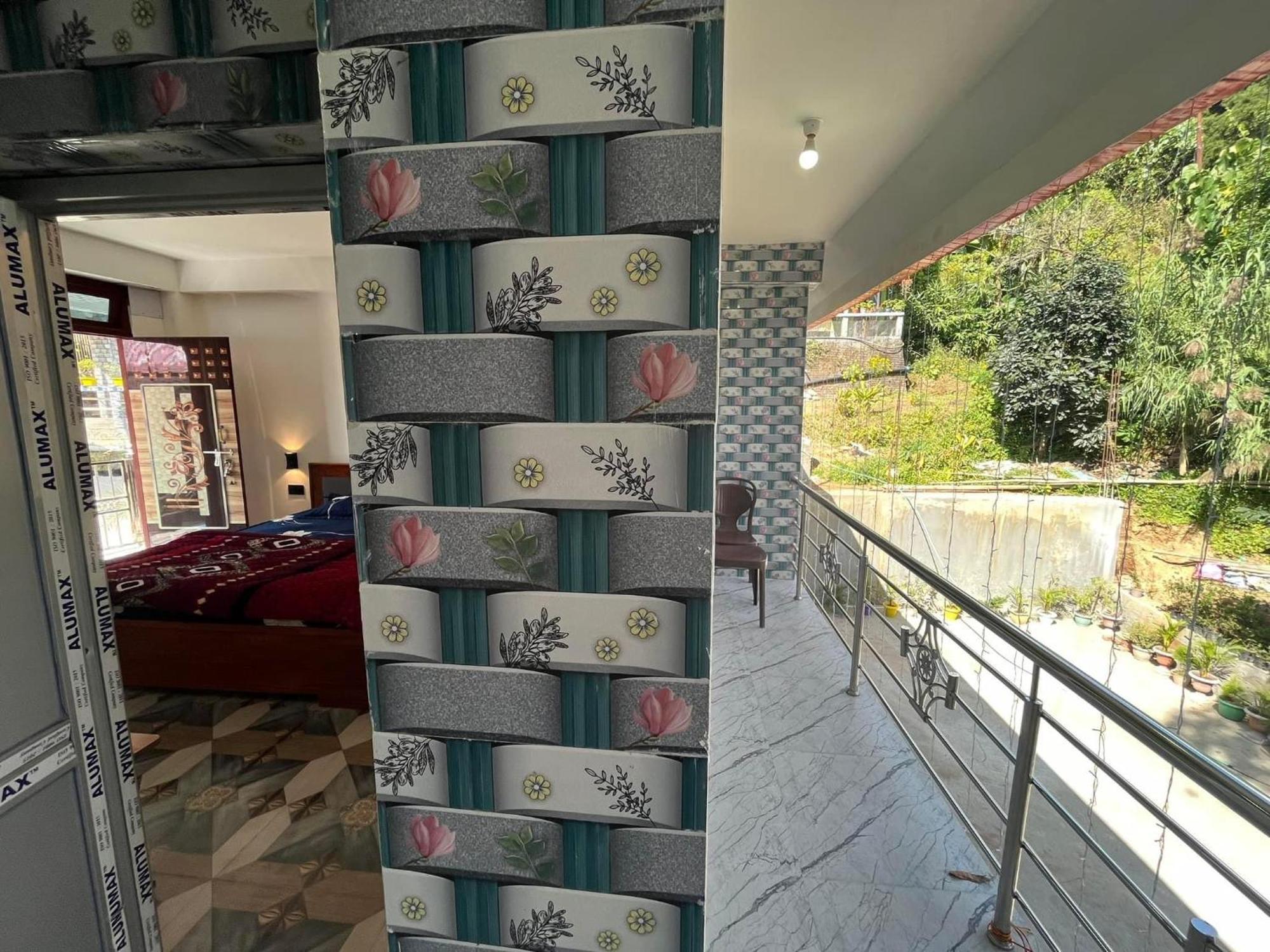 Pradhan Homestay Mirik - Homestay Beside Mirik Lake ภายนอก รูปภาพ